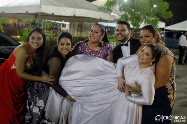 Fotos de la masiva boda de la hija del pastor German Ponce