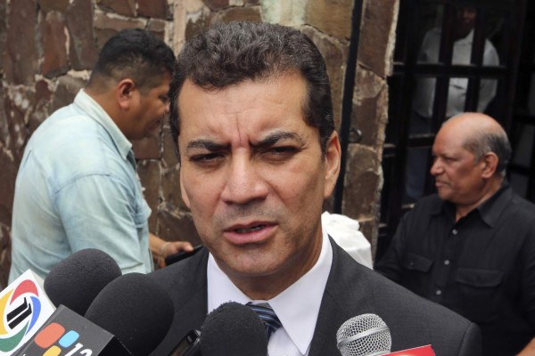 Elvin Santos: 'No es el momento, hay otros temas”