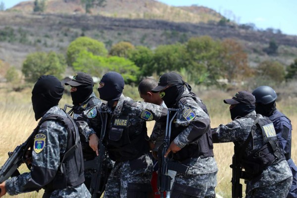 En la PN se queda 'El Negro” Lobo