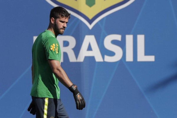 FOTOS: Alisson Becker, el guapo y talentoso portero de la Selección de Brasil