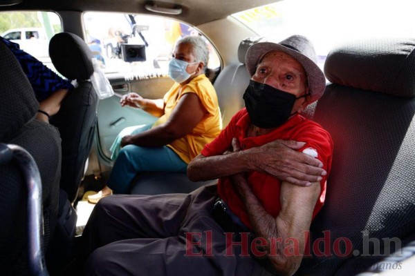 Con vacuna Moderna, así se desarrolló el inicio de la Sexta Jornada de vacunación