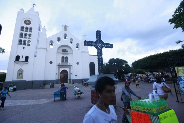 Así es Tuxtla, cede del México-Honduras