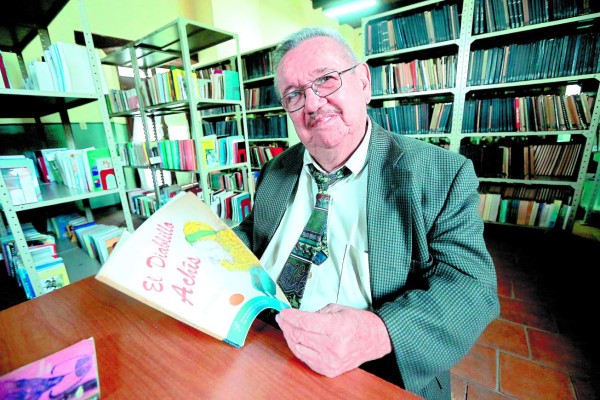 Un caballero de las letras tan pobre que no tiene ni enemigos