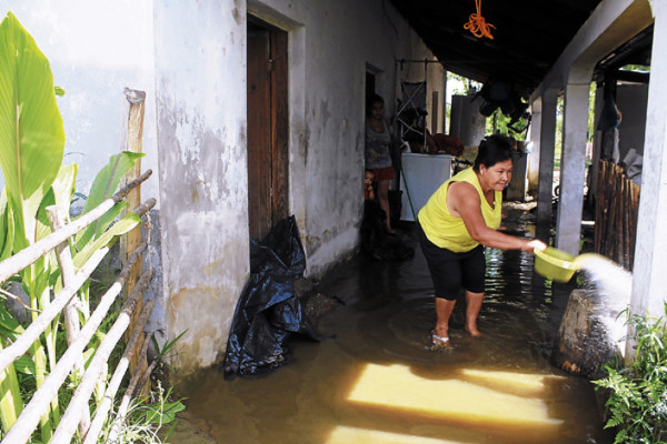 Lluvias causan daños en viviendas de Trojes
