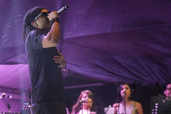 una noche con un toque de salsa, cumbia y mucho swing