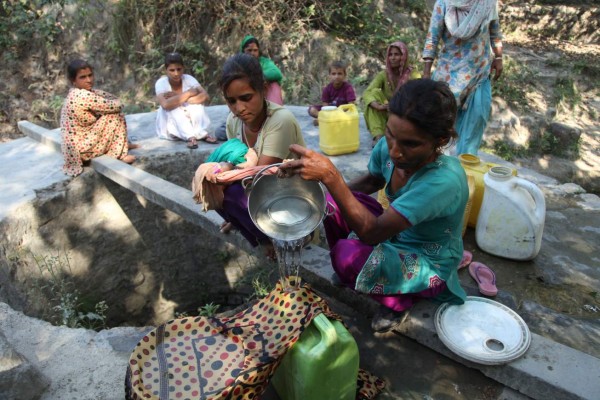 Ola de calor hace que gobierno de India prohíba cocinar durante el día