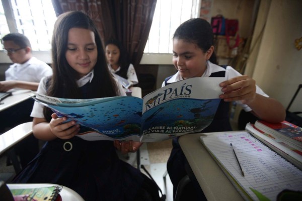 Fascículo Mi País llega a las manos de los hondureños