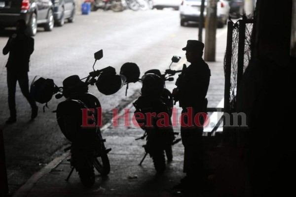 FOTOS: Indignación y repudio en velorio de Rony Figueroa, dirigente de taxis