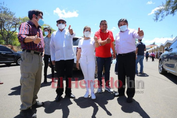 Las 20 imágenes que dejó la jornada electoral en la capital