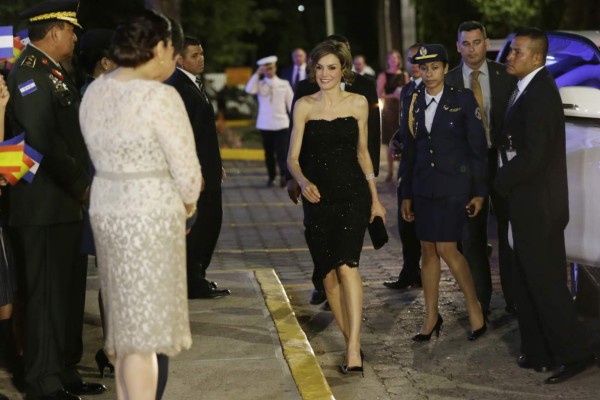 La Reina Letizia de España inicia visita técnica en Honduras