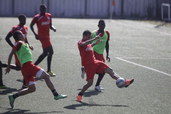 Olimpia entrena a puerta cerrada previo al duelo ante Herediano