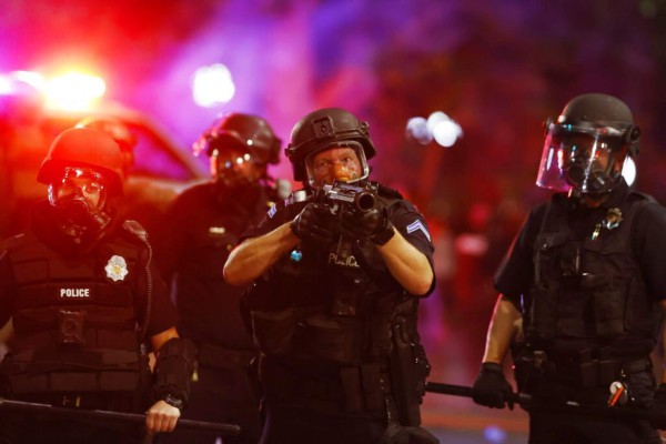 Protestas por muerte de detenido en manos de policía se expanden a otras ciudades