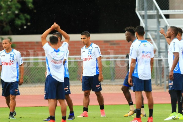 Copa Oro: Michael Chirinos podría entrar de titular en el Honduras vs México