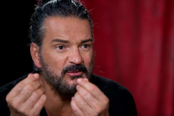 Ricardo Arjona habla sobre el incómodo momento que pasó con el periodista de CNN