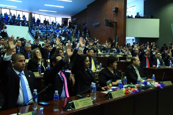 La seguridad social, agenda del Congreso Nacional para 2015