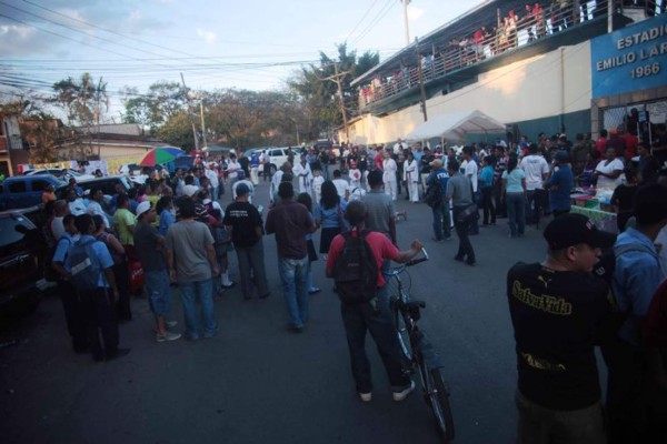 Olimpia armará la fiesta en la colonia Kennedy