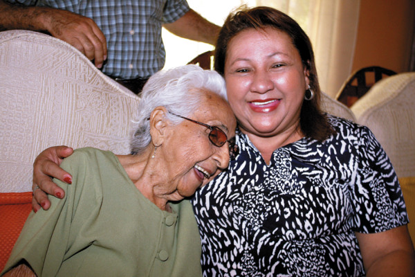 Cien años repartiendo amor, nobleza y solidaridad