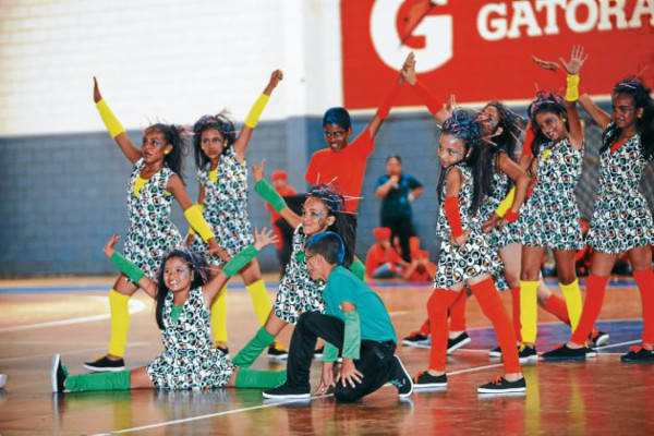 Primer concurso de danza moderna a nivel escolar