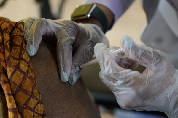 Datos que debe conocer sobre la vacuna de refuerzo contra el covid-19