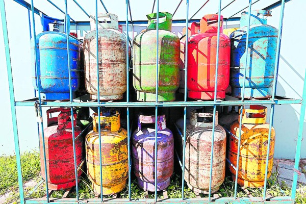 Cilindro de 25 libras de LPG baja hoy 3.88 lempiras