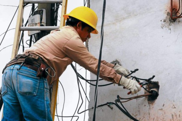¿Cómo hacer un plan de pago por mora de energía?