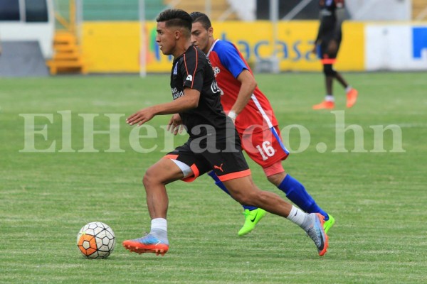 Olimpia venció 5-0 al Gimnástico en un amistoso en el Estadio Nacional de Tegucigalpa