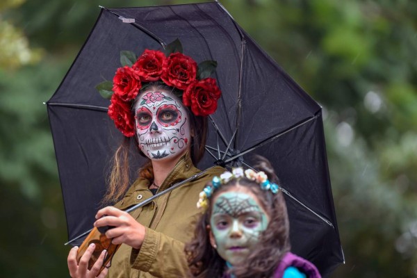 FOTOS: El colorido desfile en México por el Día de Muertos