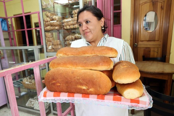 La dulzura de la Navidad se cocina en los mercados y antiguas reposterías