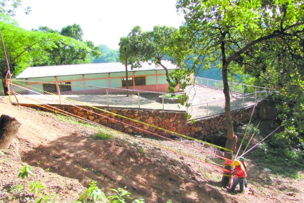 Choluteca: Alarma en El Corpus por hundimiento