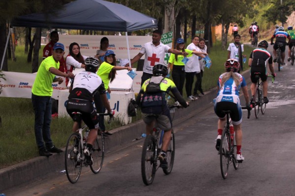 Gracias totales, nos vemos en la Cuarta Vuelta Ciclística de Tegucigalpa 2015