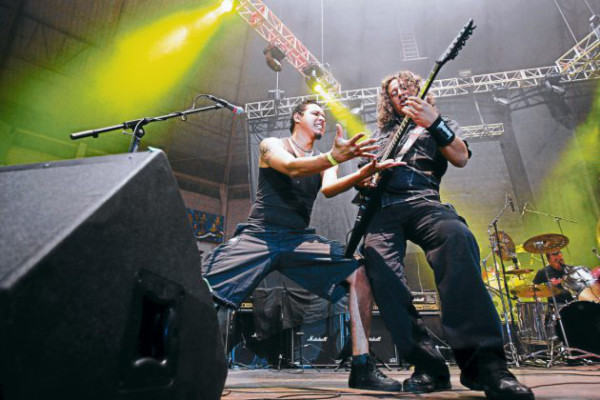 Leyendas del rock rompieron el metal en Tegucigalpa