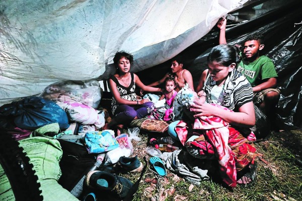 Afectados por inundaciones provocadas por Eta urgen mayor asistencia