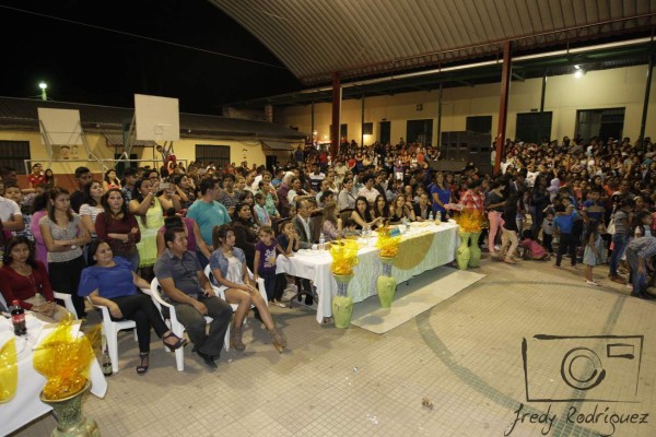Sabanagrande presume sus bellas mujeres en feria tradicional