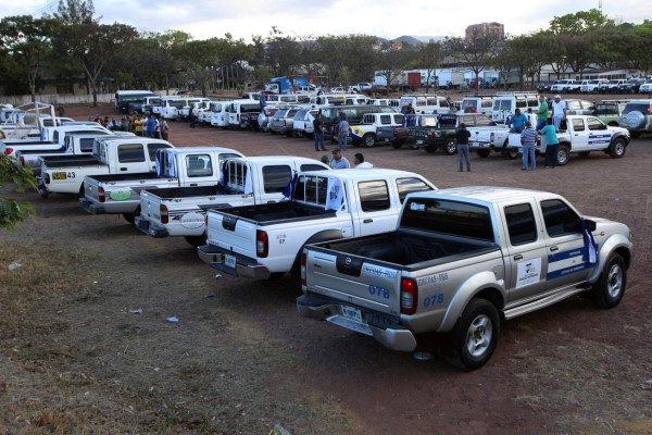 Hondureños votan en las elecciones primarias 2017