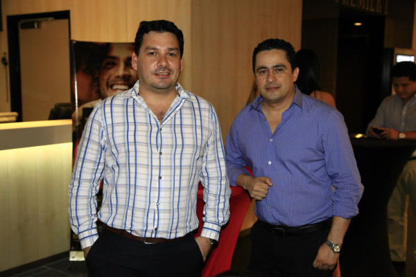 Brindis y fiesta por un cine de lujo