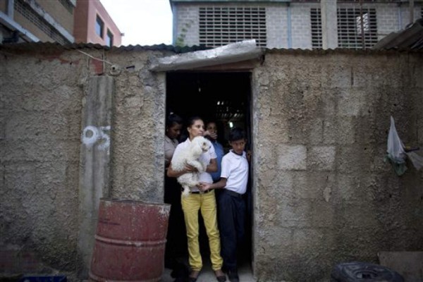 Lo queman vivo por robo de cinco dólares en Venezuela &nbsp;&nbsp;