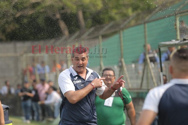Lo que no se vio en TV: Un baño a Diego Vazquez y la furia de la barra del Marathón