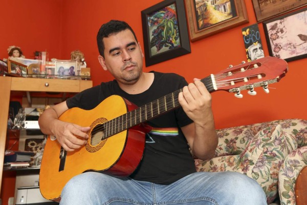 José Fabricio Banegas Ruiz: Los jóvenes deben correr y luchar por alcanzar sus sueños