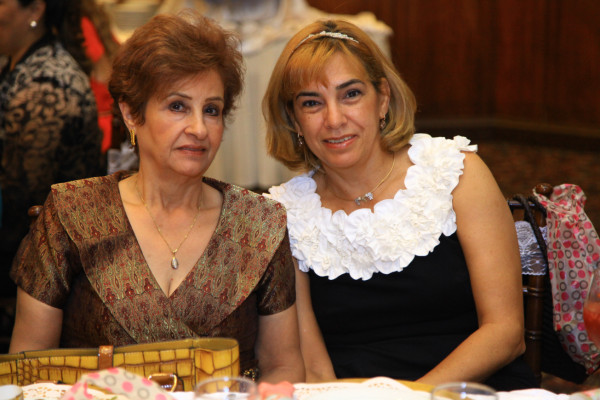 Alegre bienvenida para Olivia