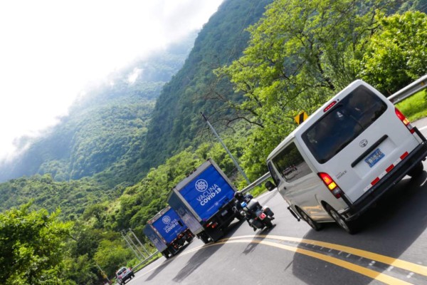 Arriban a Honduras más dosis de vacuna anticovid donadas por gobierno de El Salvador&nbsp;