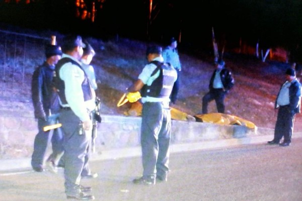 Raptan a tres estudiantes y matan a dos de ellas en la colonia 21 de Febrero