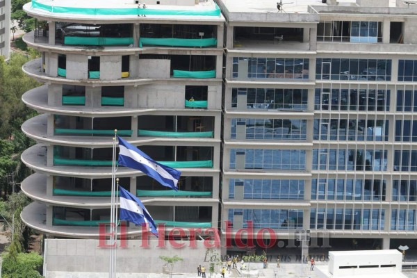 FOTOS: Así luce el Centro Cívico Gubernamental a un mes de su apertura