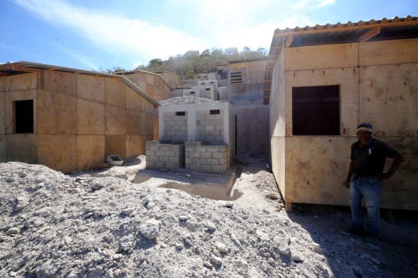 Conflicto en Perisur por damnificados de la Godoy