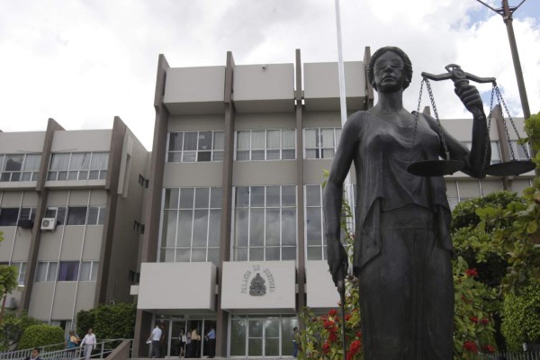 Artículo de Octavio Carvajal: Agonía segura