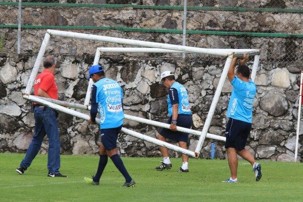 Jorge Luis Pinto vive su propio partido