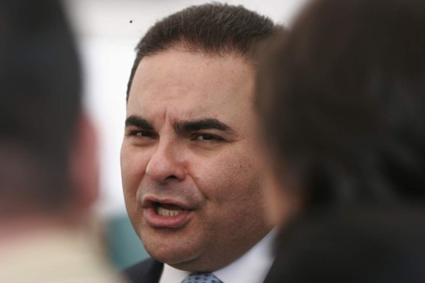 Corte Suprema ordena juicio contra expresidente salvadoreño Saca