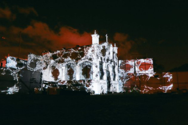 Invasión de arte y cultura en la antigua PC