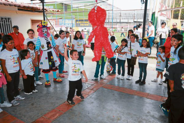 Mi Súper Diario celebra un nuevo aniversario con sus minilectores