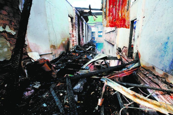 'Estábamos listos para casarnos”: afectada de incendio en cuartería