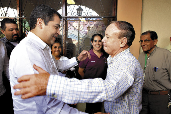 Hernández apoyará al alcalde de Comayagua